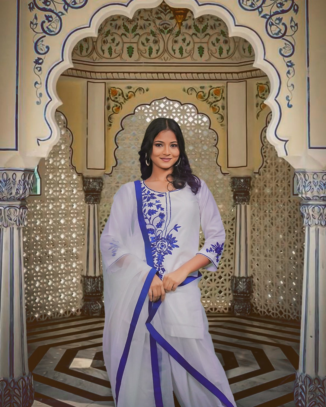 Sufaid Khwab Farsi Salwar