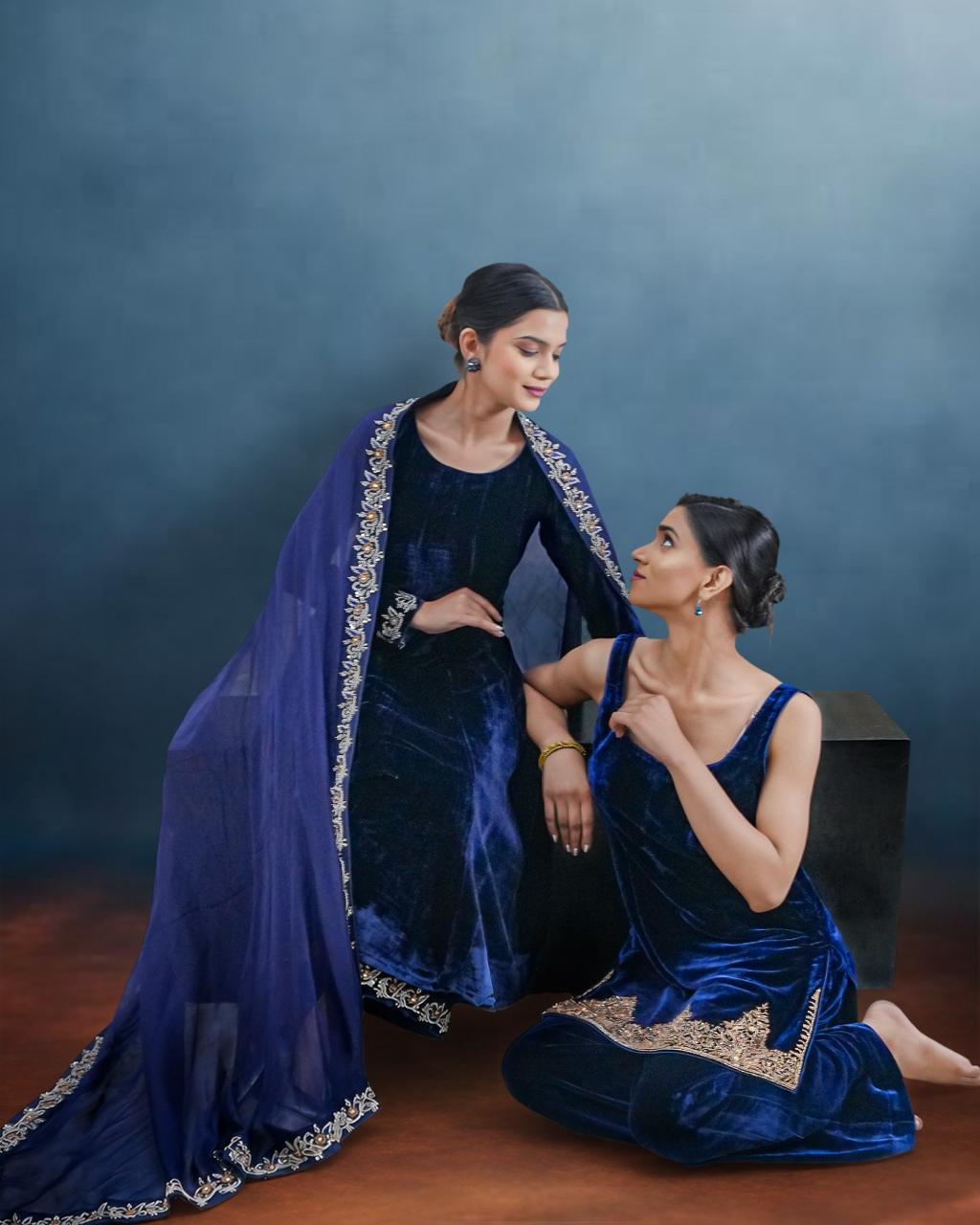 Neeli Makhmal Anarkali
