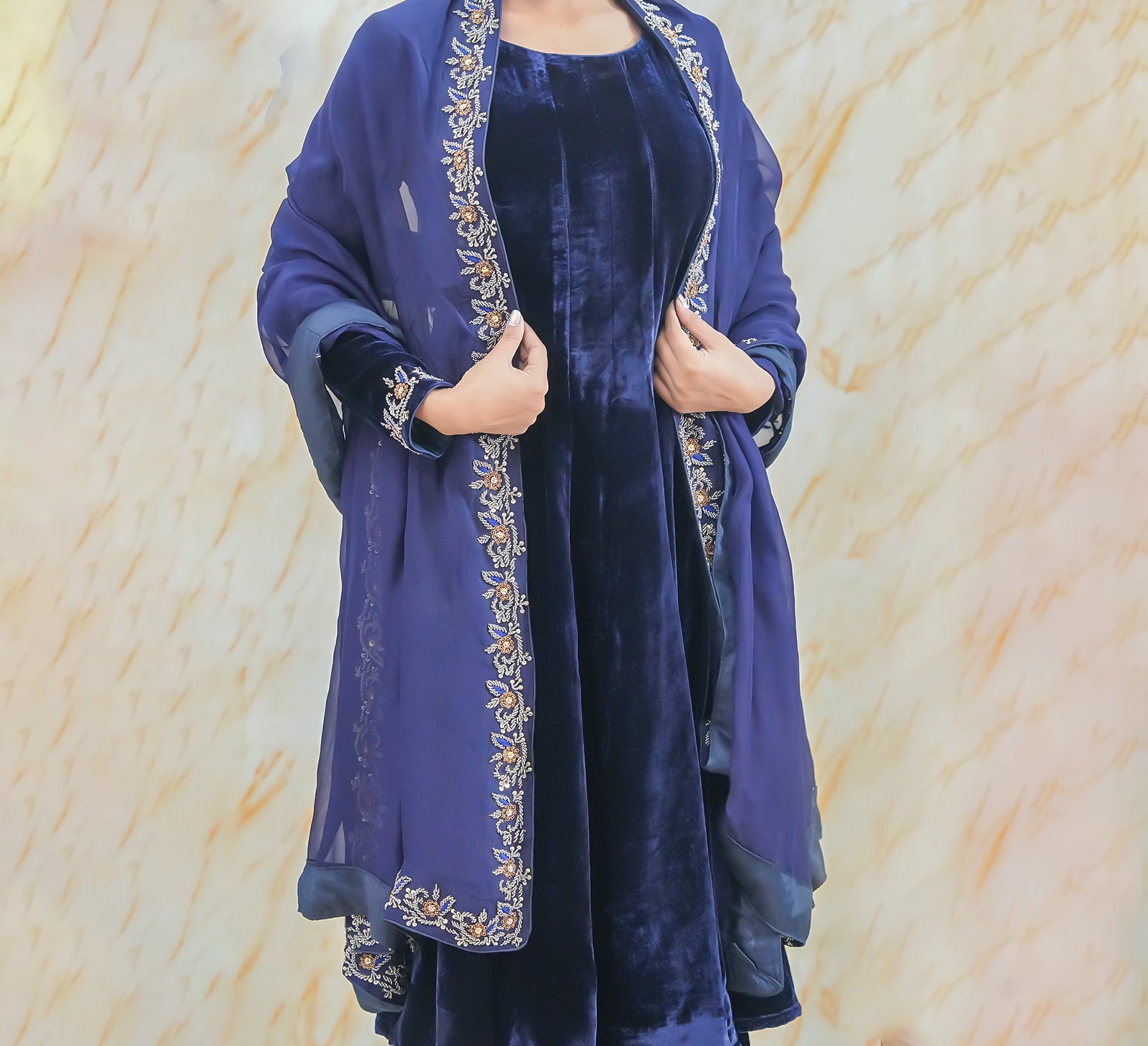 Neeli Makhmal Anarkali