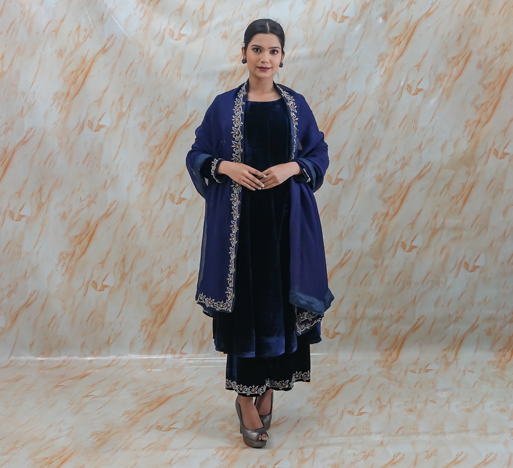 Neeli Makhmal Anarkali