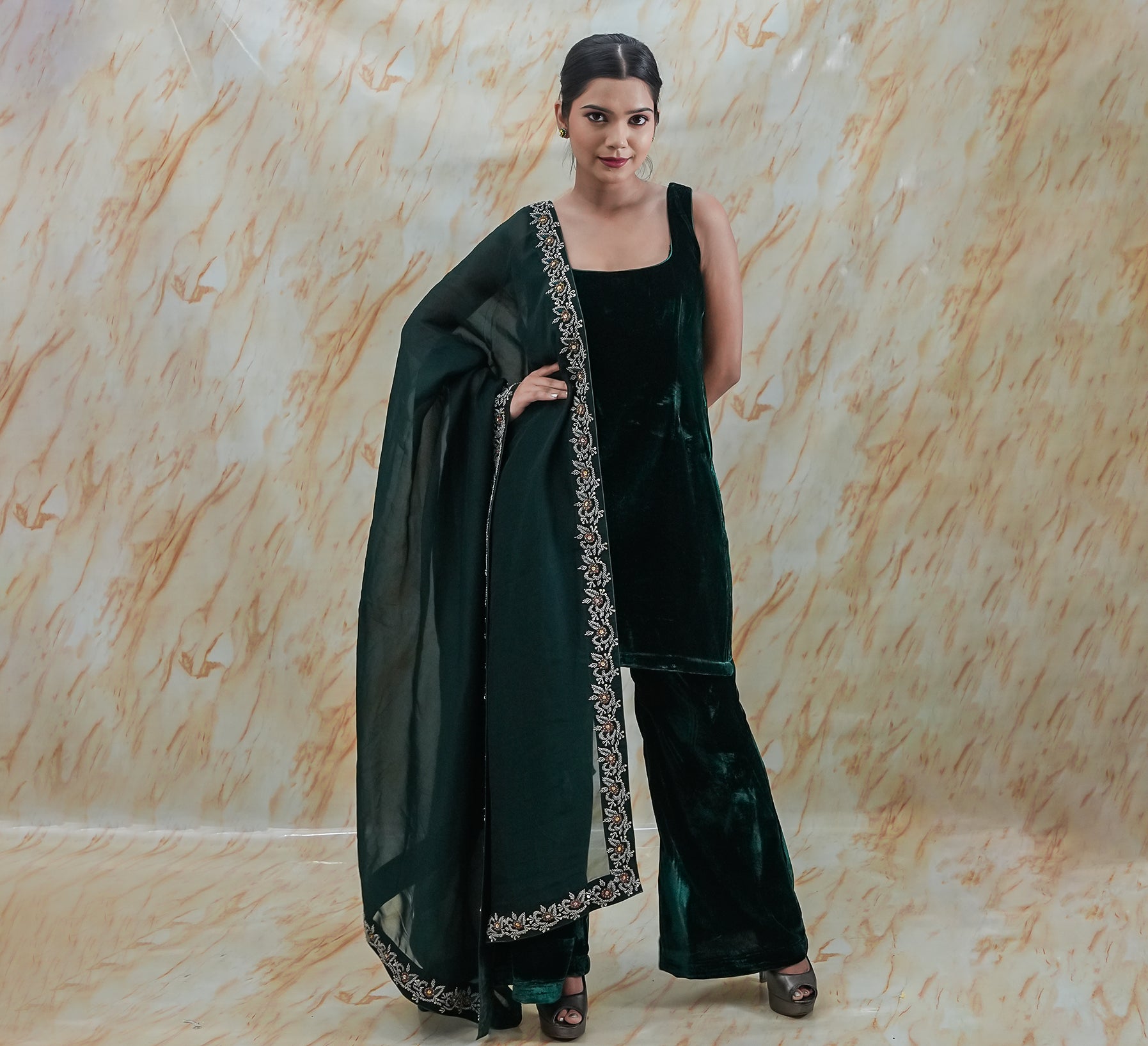 Sabz makhmal Raqs