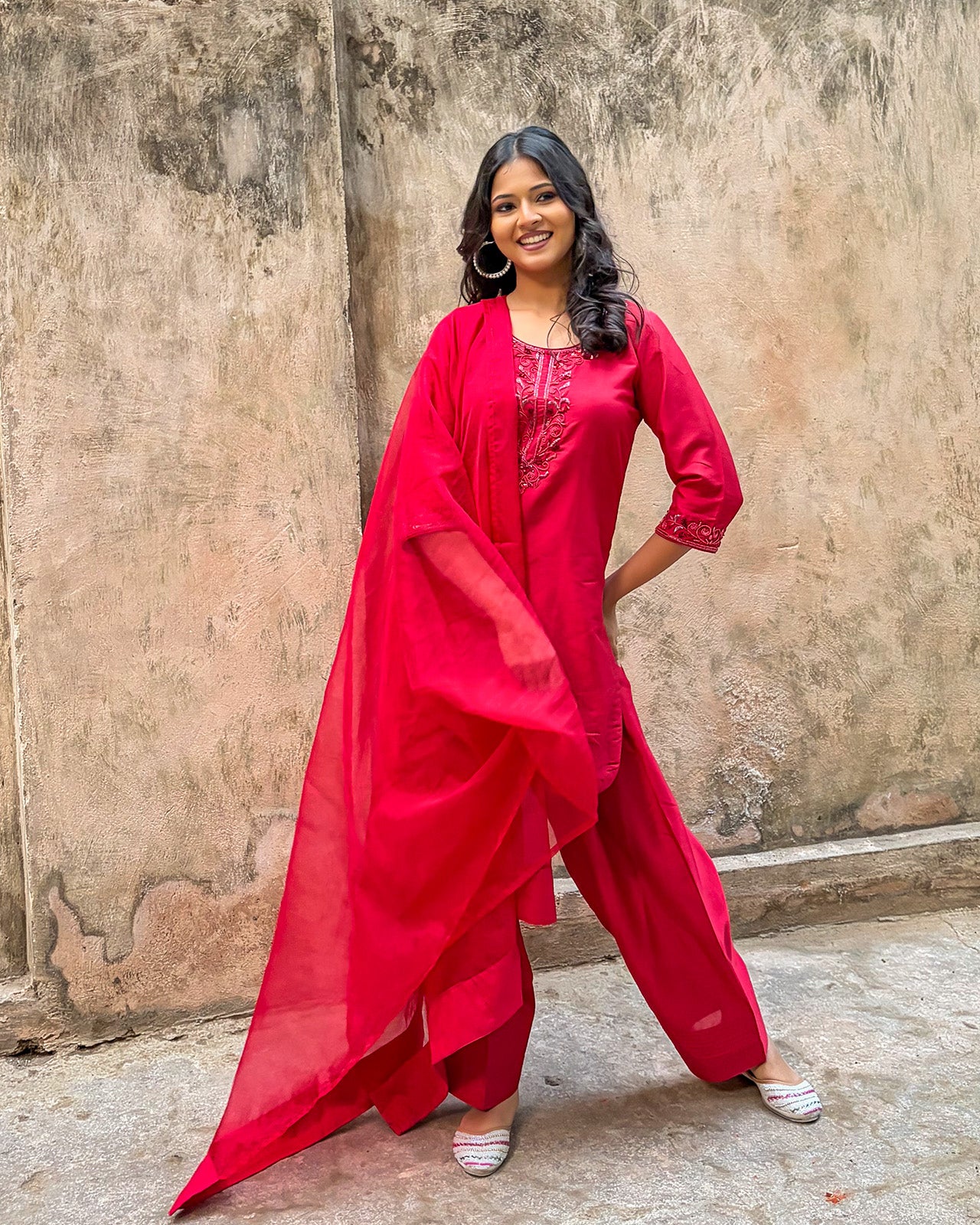 Surkh Farsi Salwar