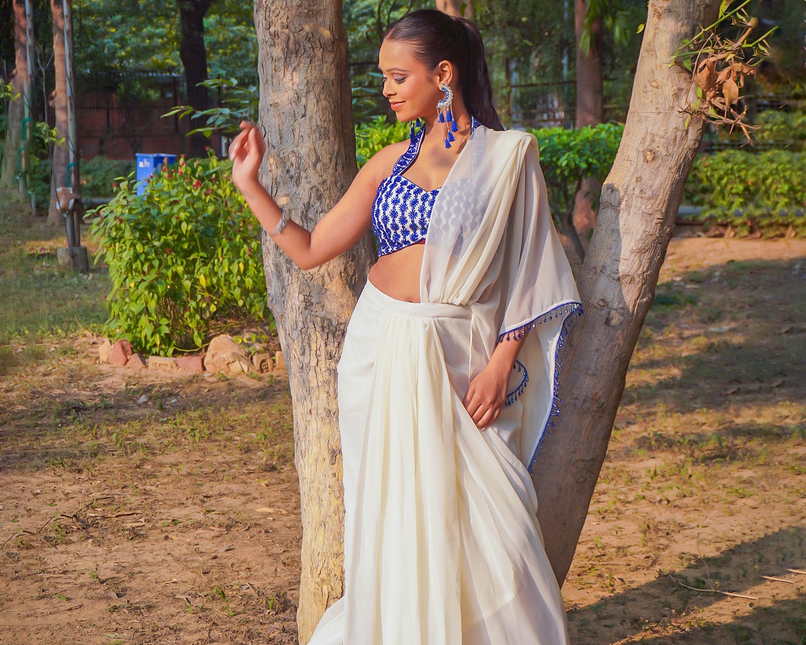Sufaid Khwab Saree