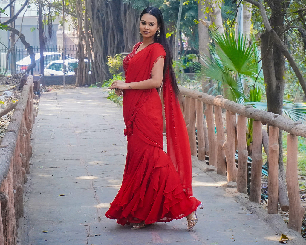 Surkh Saree