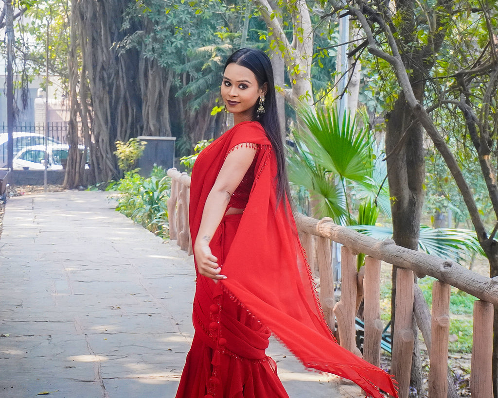Surkh Saree