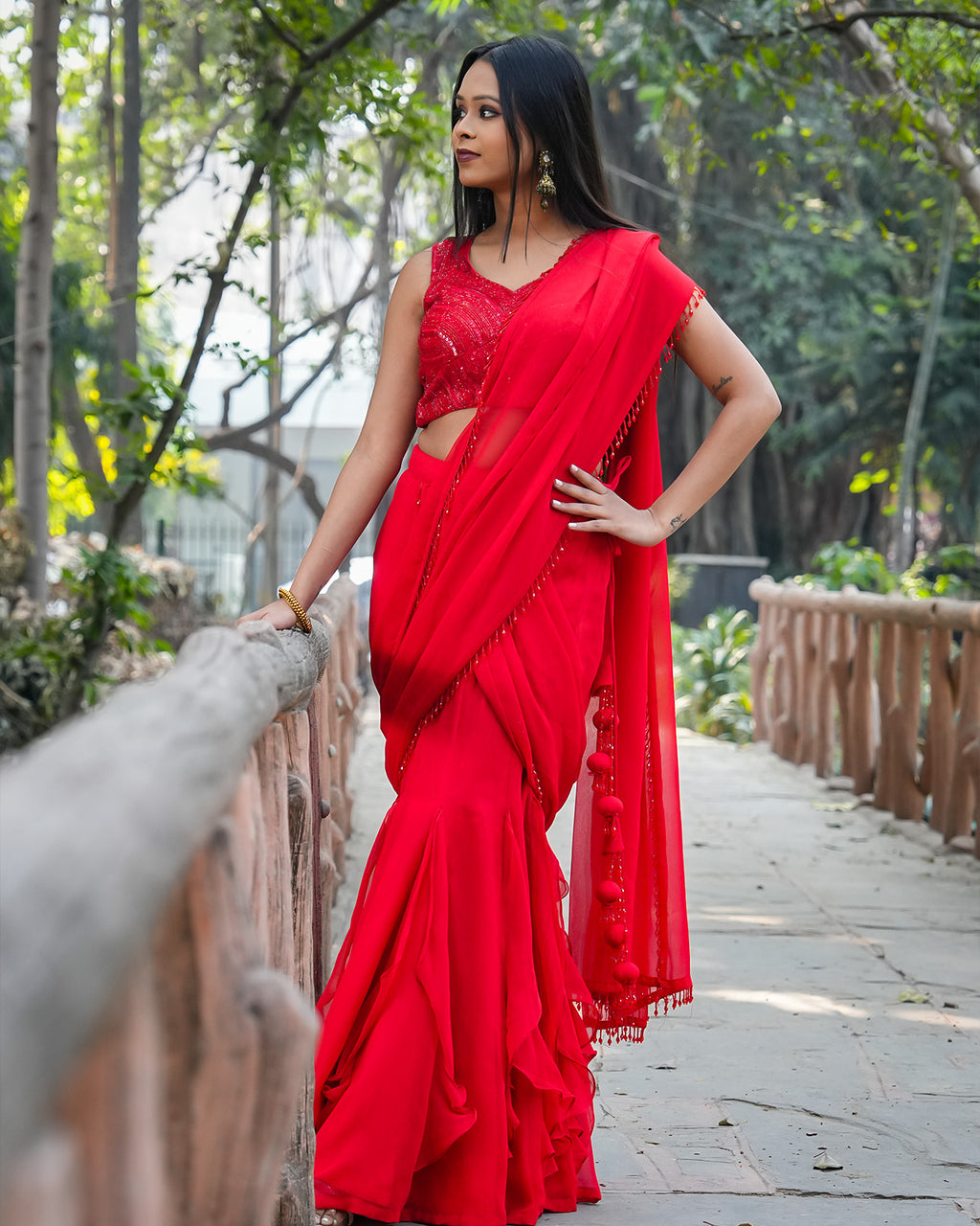 Surkh Saree