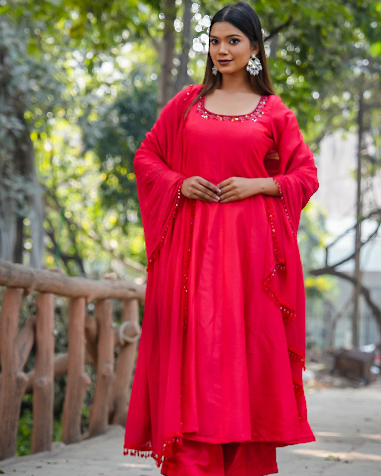 Surkh Anarkali