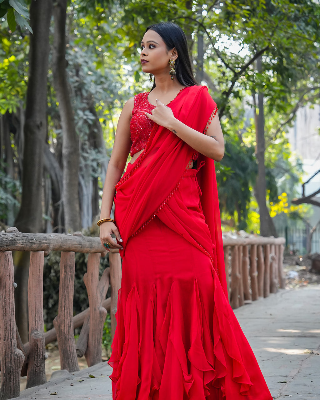 Surkh Saree