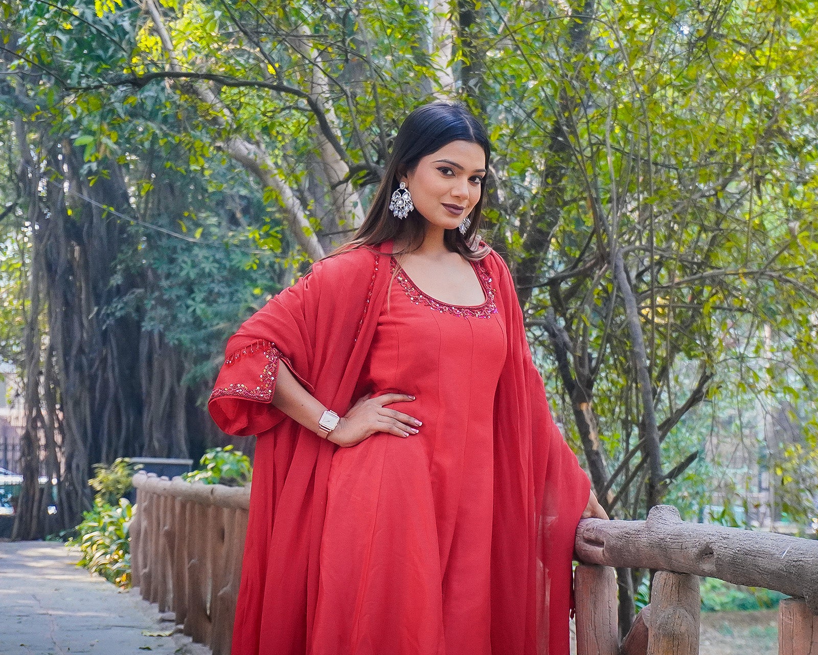 Surkh Anarkali
