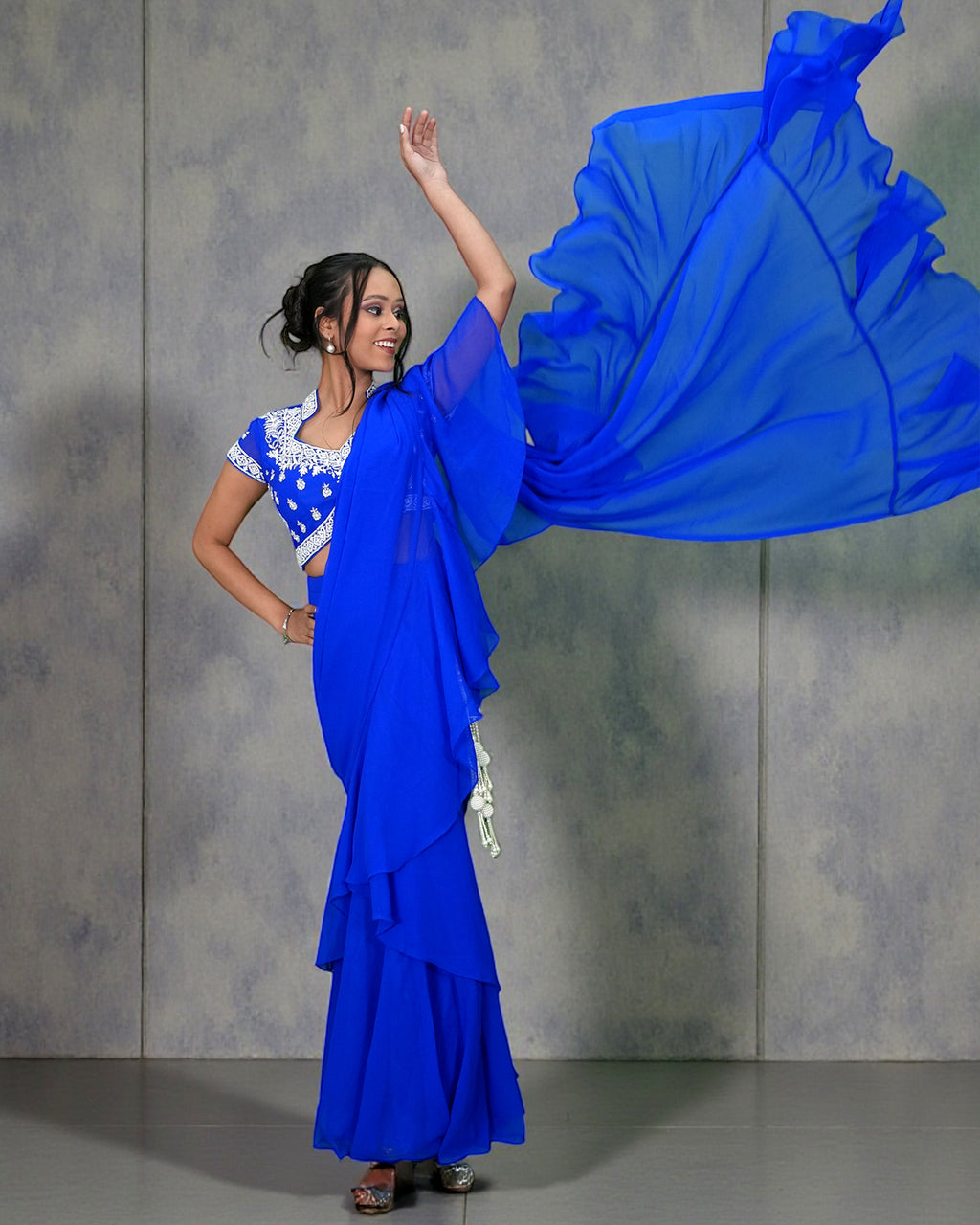 Noor E Neelam Saree